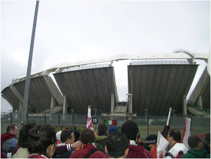 Bari - Arezzo 07.11.2004 002